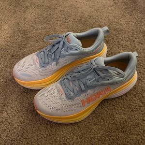 Hoka Bondi 8 Sneakers